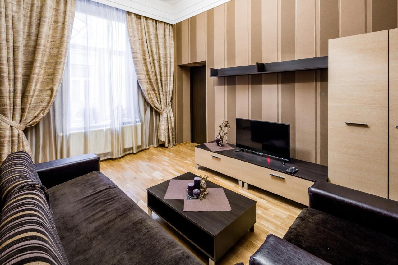 Svobody Avenue 10 Apartment Lviv Exterior photo