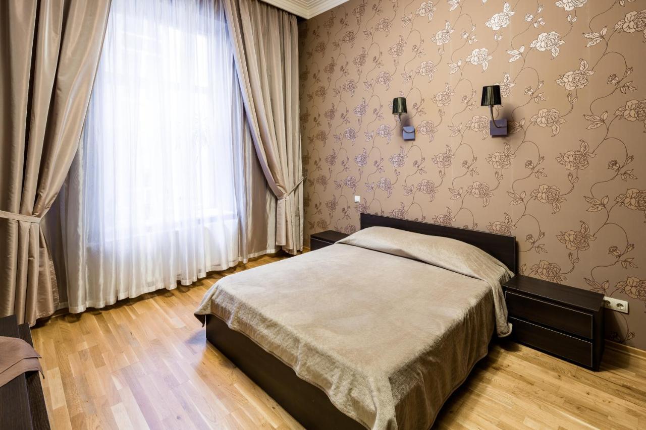 Svobody Avenue 10 Apartment Lviv Exterior photo